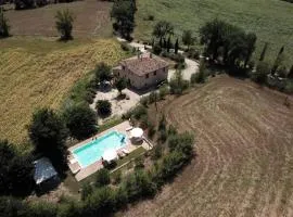 Esclusivo Casale Etrusco con Piscina e Zona Relax