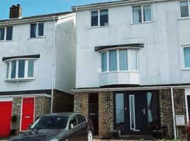House - 3 bed 2 bath, self check in, amazing views!, hotel v destinaci Shaw