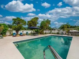 9 Mi to Coquina Beach Home with Pool and BBQ