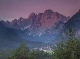 Valbruna Inn Bed & Breakfast