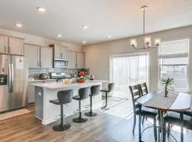 2 Mi to Dtwn Frederick Updated Townhome