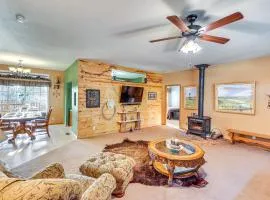 5 Mi to Town Mtn-View Gem with Deck in Hot Springs
