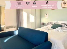 Studio Revy 1 - Centre ville, hotel in Néris-les-Bains