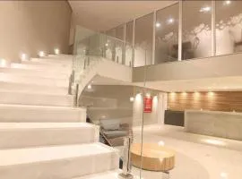 Hotel em CABO FRIO Cond Royale - Av Assunção 239 Bairro Passagem ap 305