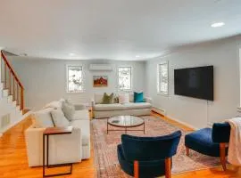 8 Mi to Tanglewood and Butternut Ski Spacious Home!