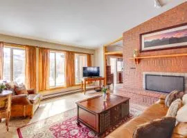 6 Mi to Chico Hot Springs Villa with River Access