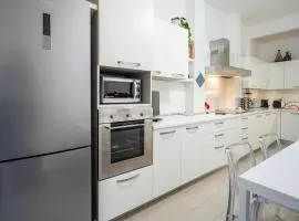 Riverside apartment in Florence