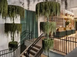 Arlo Midtown