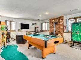 Ski, Game and Grill Family Retreat in Glen