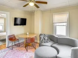 Walk to Dtwn Hudson Cozy Upstate Apartment