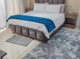 Modern and Executive 2 Bedroom Townhouse
