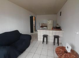 Apartamentos GoZu # 2, hotel v destinaci Puerto Viejo