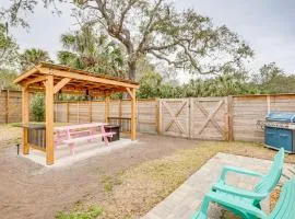 Walk to Beach Getaway with Fire Pit in St Augustine