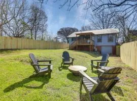 Walk to Amphitheater and Stadium Home with Deck!