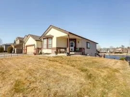 7 Mi to Dtwn Denver Lakefront Gem with Dock!