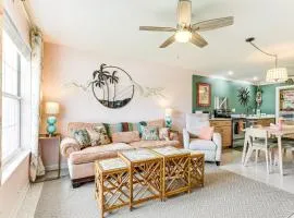 4 Mi to Beaches Vibrant Stuart Villa with Patio!
