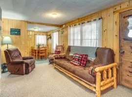 South Twin Lake Cabin with Seasonal Dock and Slip!