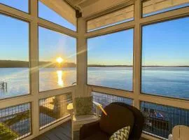 Boat Dock & Stunning Views: Lake Martin Retreat!