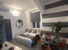 Suite degli Archi - Lusso e charme fronte Acquario, alojamiento con cocina en G&eacute;nova