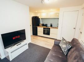 Snug 1 Bed Apartment in Derbyshire with Free Parking – hotel w mieście Hilton