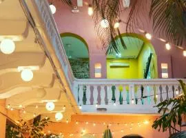 CASA MOVIDA HOSTEL