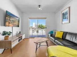 City Haven Modern 2BR Apartment on Carrington St