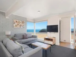 South Seas 1 - Panoramic Views over Knights Beach