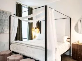 2 Bed 2 Bath Nest for Family