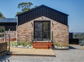Rustic Luxury at The Old Dairy Couples Escape, luxury hotel in Glenquarry