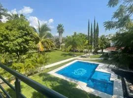 FABULOSO HOTEL CON 2 MAGNIFICAS ALBERCAS, a MINUTOS DE CUERNAVACA