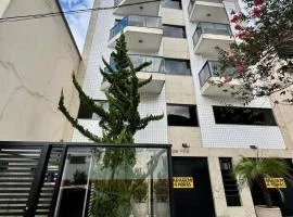 Conforto e Praticidade no Centro de Friburgo!