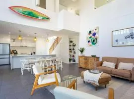 Cotton Tree Beach House - Stylish Family Convenience