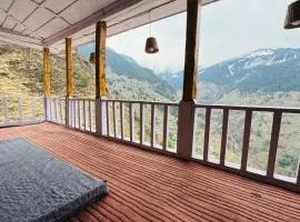 TLO-The Life Outdoor Hallan 1