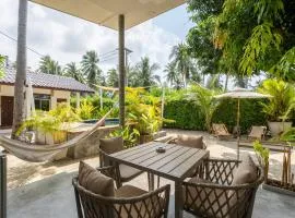 Sun & Sand Bungalows