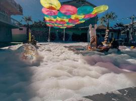 Casa Barbie Costinesti，科斯蒂內甚蒂的青年旅館