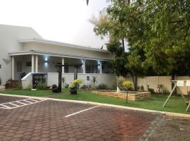 Kliprand Guest House, four-star hotel in Springbok