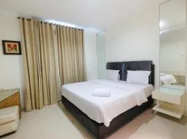 Spacious 2BR Bellezza Apartment By Travelio