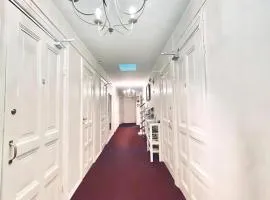 Senate Hotel