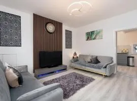 Nelson cottage- WiFi-parking-M65-Hospital- town -food- shops- contractor