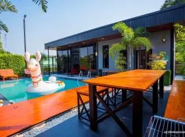 Khongdonat Premium Pool Villa