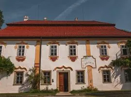 Zámeček Ostrov