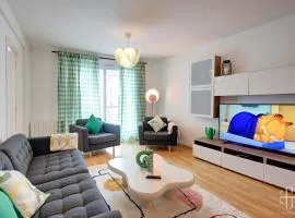 Grand appartement hyper centre,4 chambres, parking