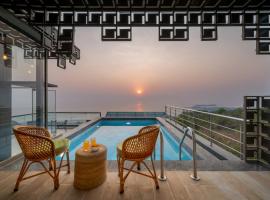 SaffronStays Nautica, ξενοδοχείο σε Harnai