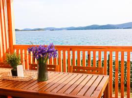 스베티 페타르에 위치한 호텔 Beach Camp Stella