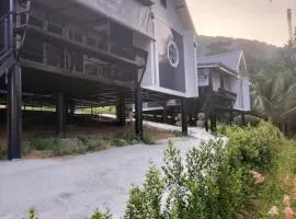 Tanakorn House