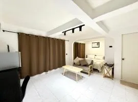 1 Spacious Underground Room