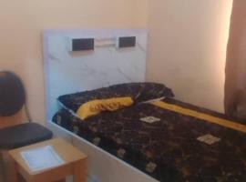 Coded Guest House ijede ikorodu, hótel í Ginti