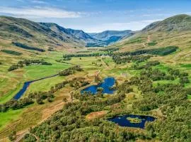 Glen Clova Lodges