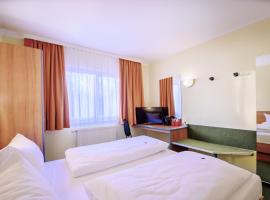 REGIOHOTEL Halle Leipzig Airport - #SchkeuditzerKreuz #Bar #Fr&uuml;hst&uuml;cksbuffet #FreeParking