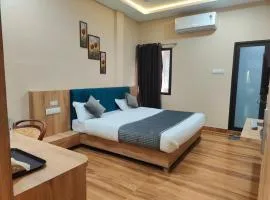 Hotel Bhavya